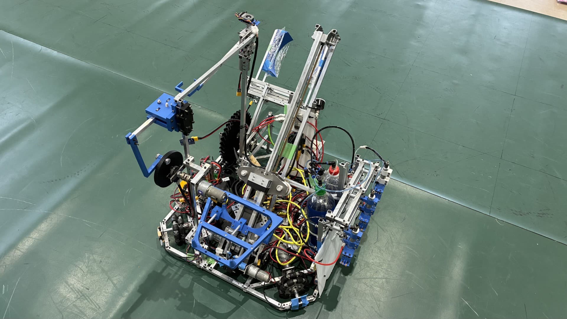 今回製作したロボットの全体写真